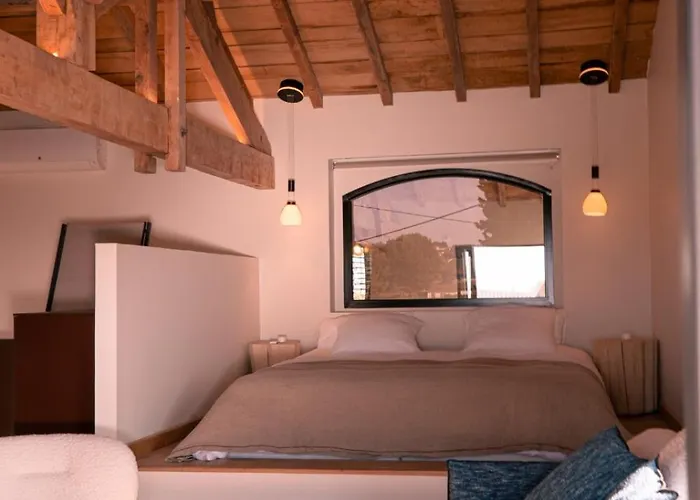 Au Chai Bigaroux Saint-emilion Saint-Sulpice-de-Faleyrens