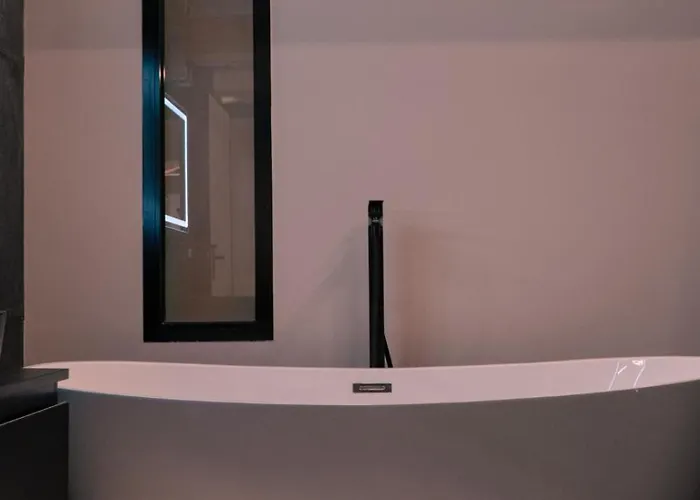 Au Chai Bigaroux Saint-emilion * Saint-Sulpice-de-Faleyrens